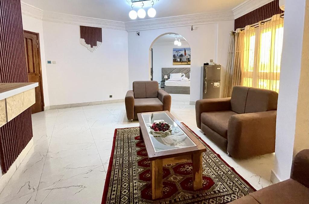 TOURACO Suite