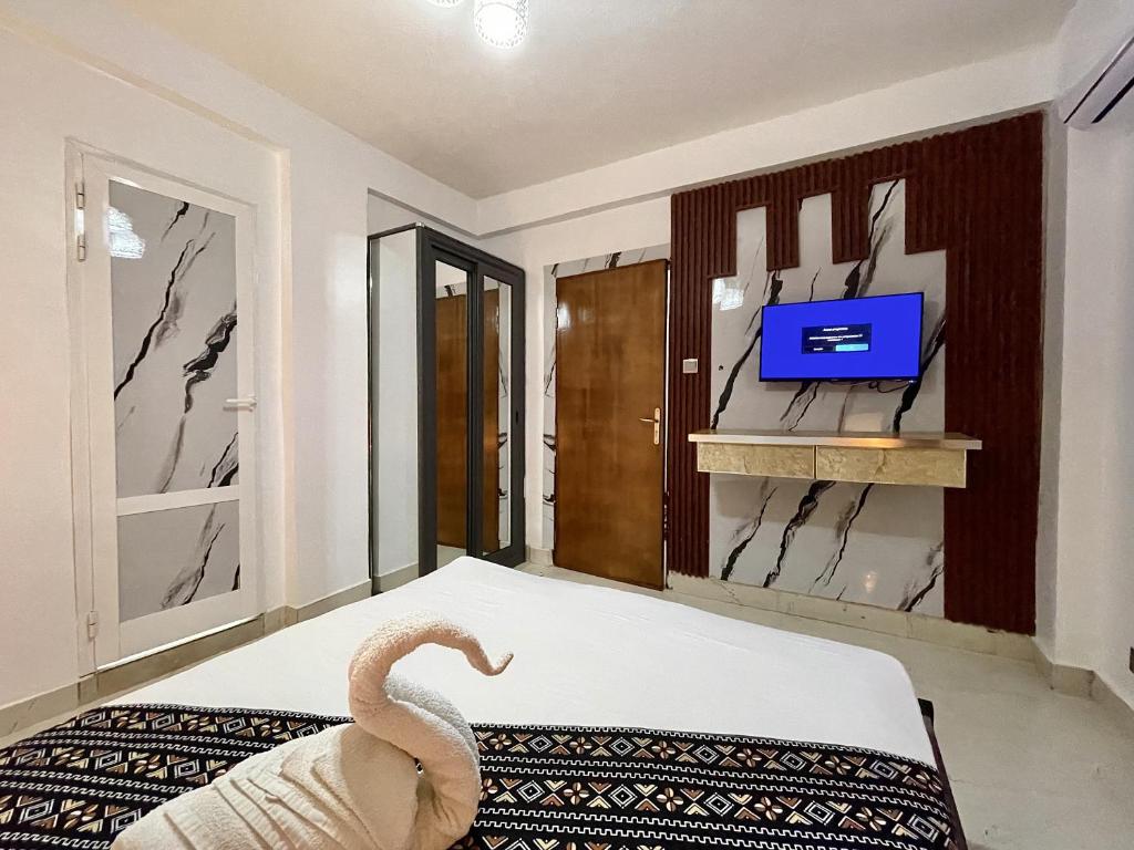 TOURACO Suite