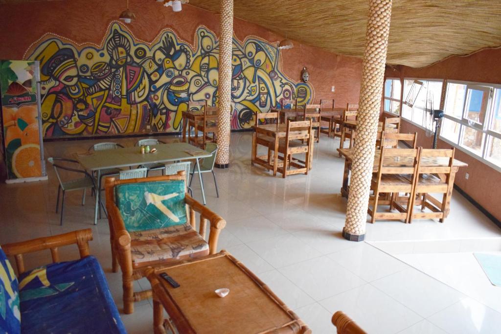 Hotel Mimosa Airport